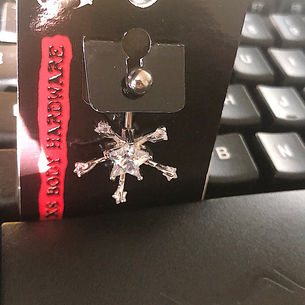 Belly button fireworks stud